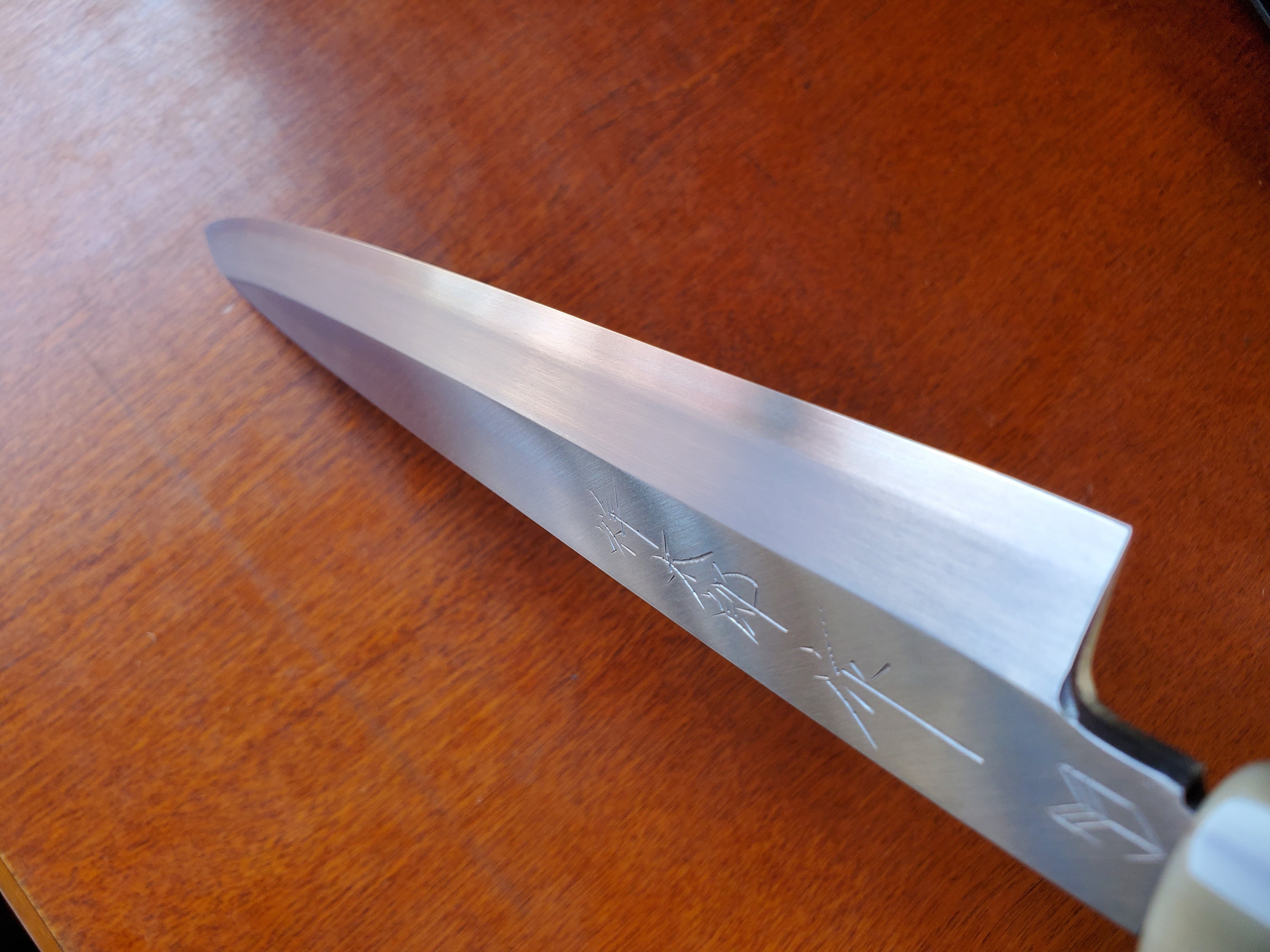 再入荷【鍛冶 山塚刃物】銀三 正夫（柳刃包丁） 9寸 白水牛角黒檀八角