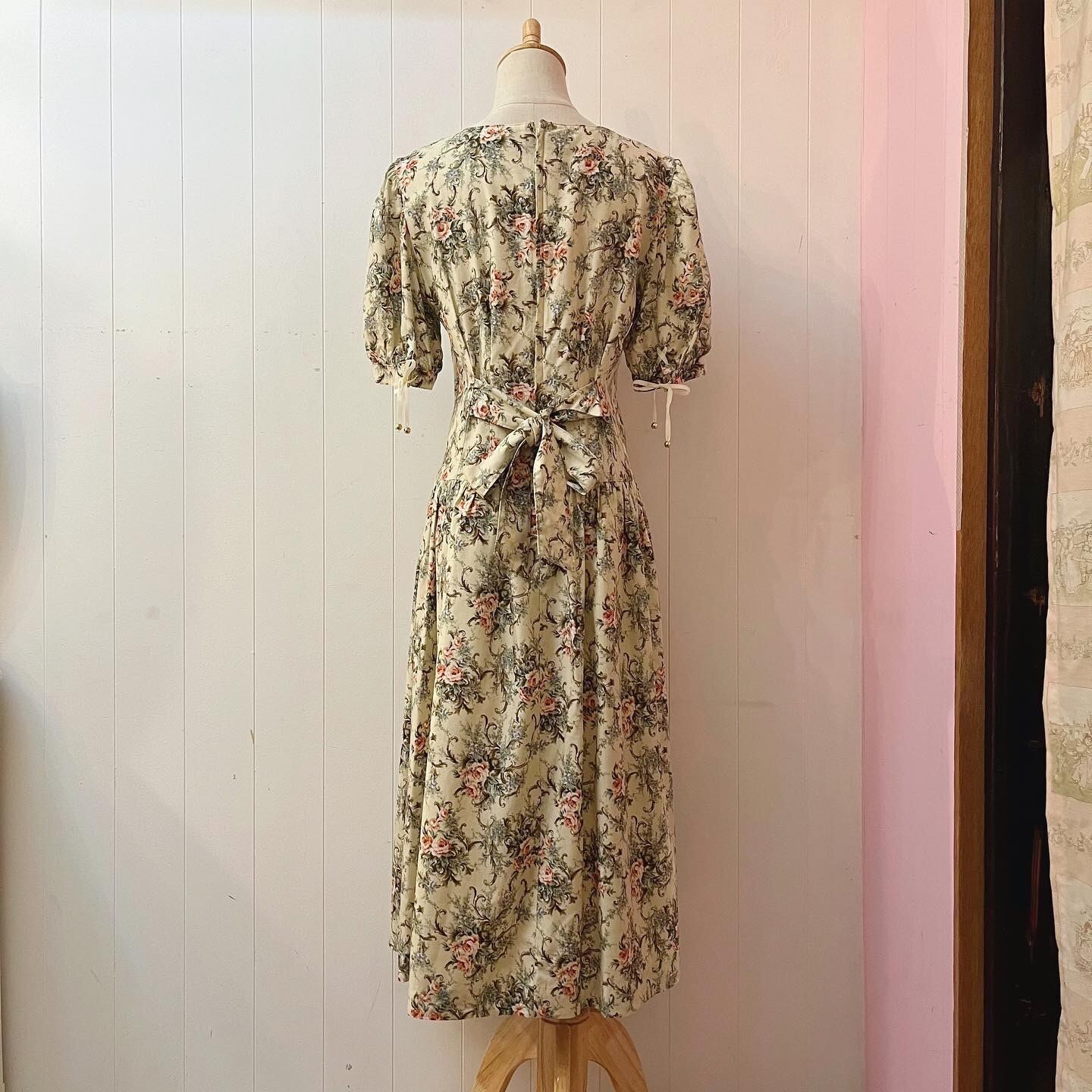 high laced shoes ribbon rose one-piece