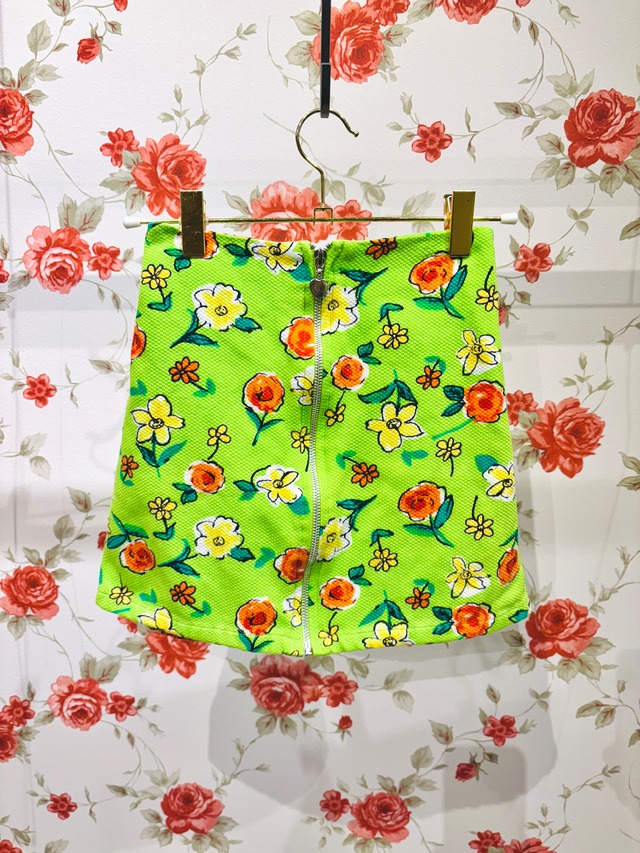 【KIDS vintage】 flower front zip skirt.　size:about 6-8y