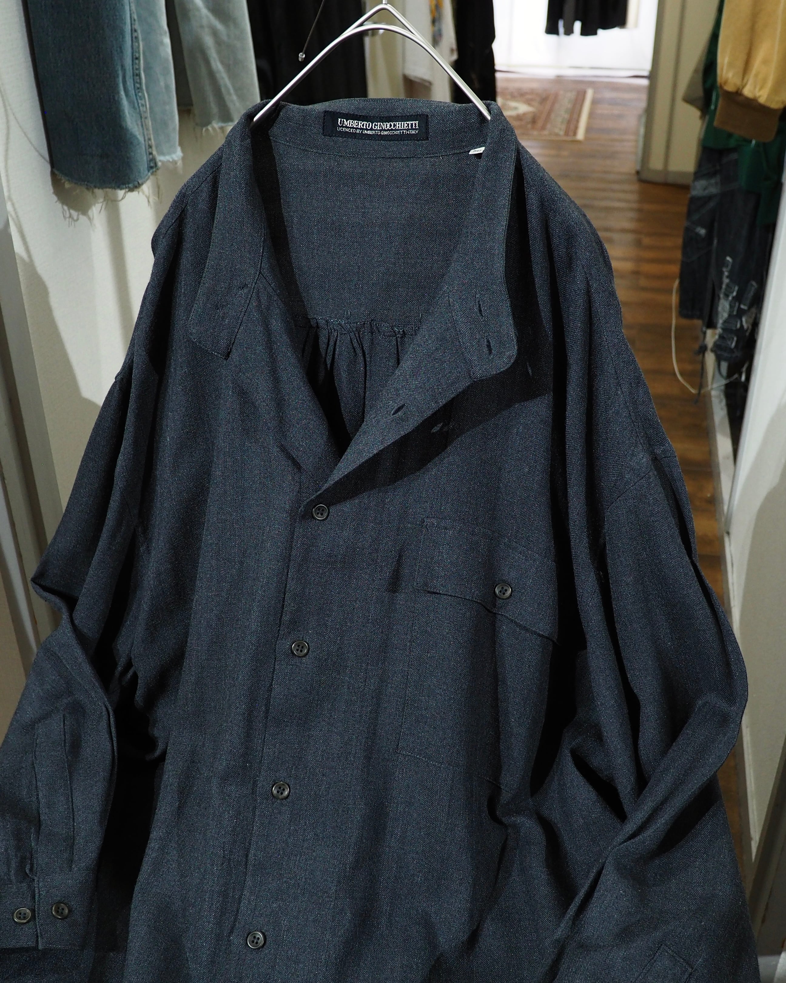 1990s " UMBERTO GINOCCHIETTI " Beautiful Charcoal Gray Color Vintage Over Silhouette No Collar Shirt