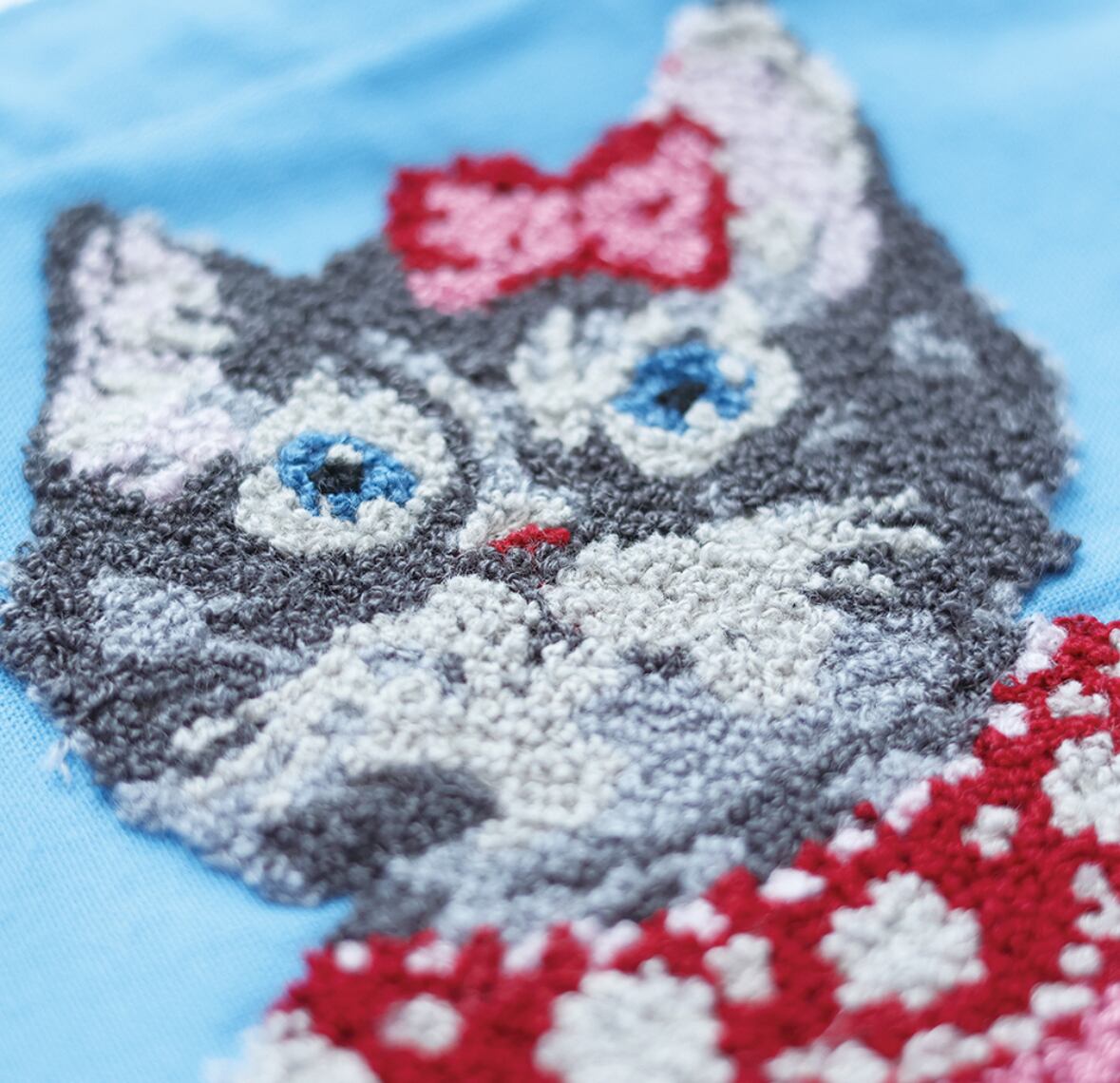 ナタリー・レテ モコモコ刺繍のトートバッグ 全6種 | emzemz