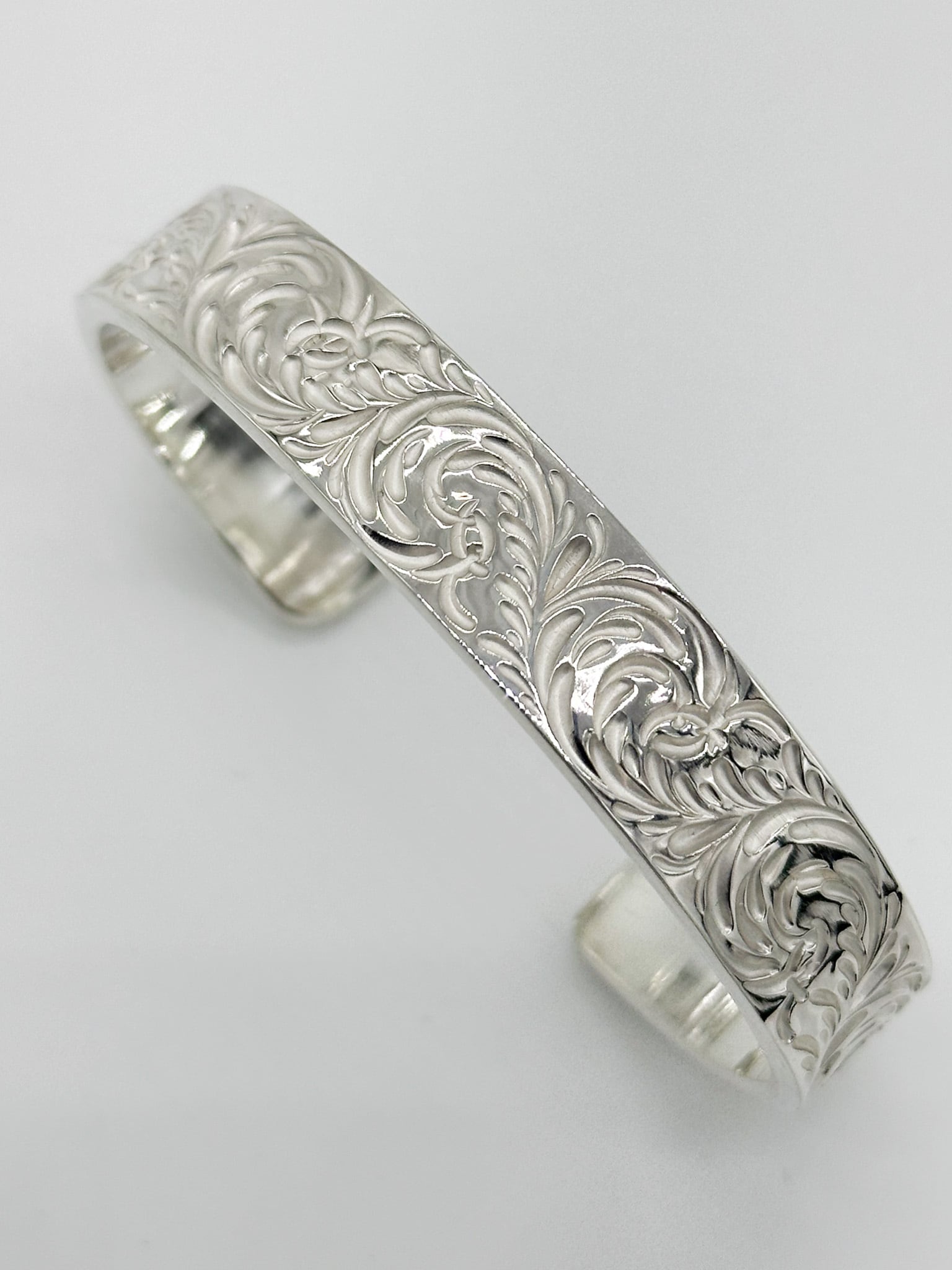STUDIO T&Y バングル STUDIO T&Y KARAKUSA Bangle 12mm width | Good Wednesday