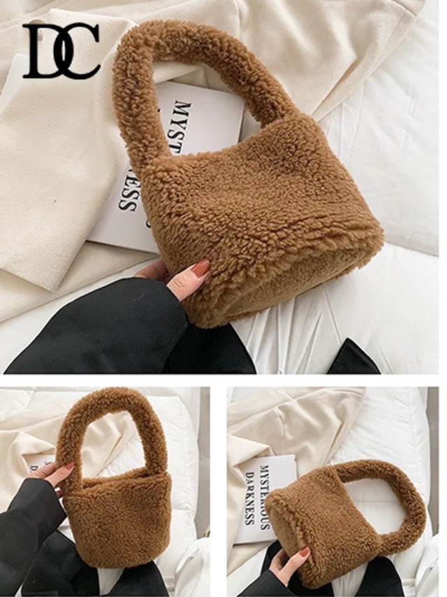 《プチプラ》 モコモコファーバック