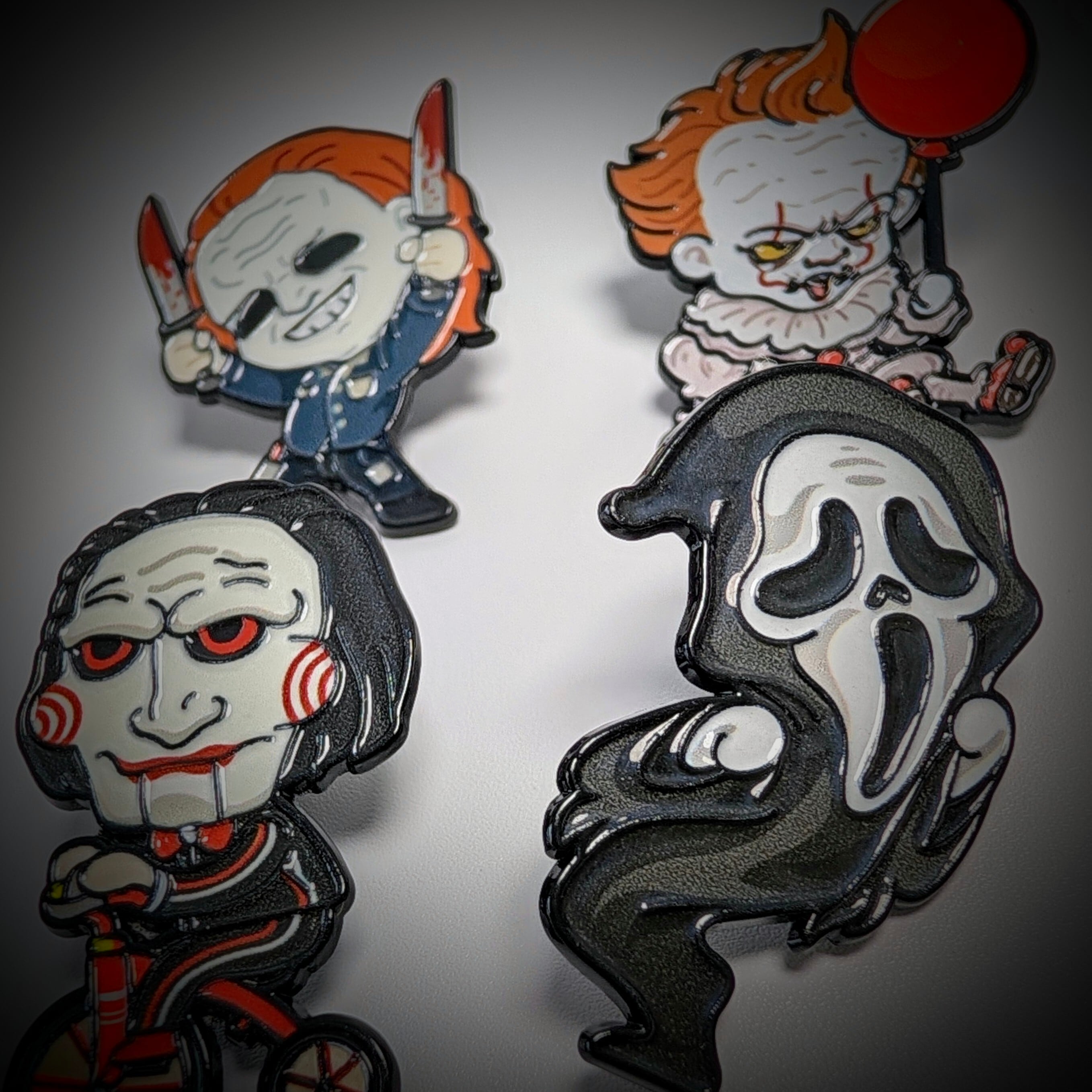 ⚡️SPECIAL PRICE⚡️送料無料！ ★ピンズ PINS★ピンバッジ 【 Horror Movie Character ( ホラームービーキャラ ) 】『 ホラー映画のスーパースターピンズセット(笑) 』4Pセット / ホラー映画 〚アメリカン雑貨 アメトイ〛