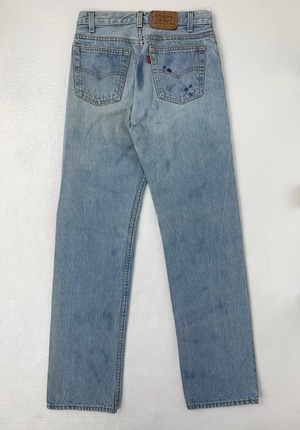 M-205  リーバイス Levisレギュラー古着 1985年米国製刻印546  W 70cm(ぐるり） 股下 79cm