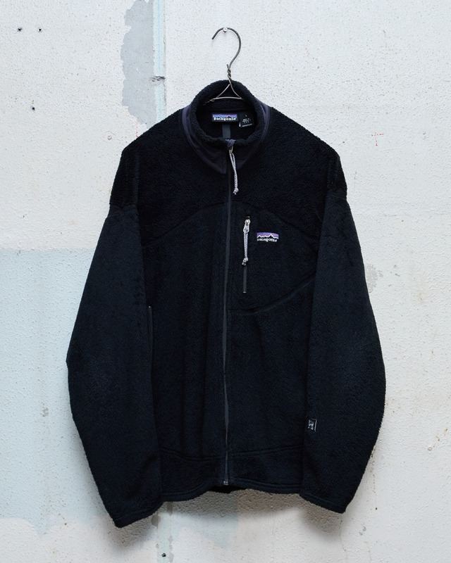 “Patagonia”Regulator R2, polartec high pile fleece jacket / SIZE : L / Made In USA / BLACK
