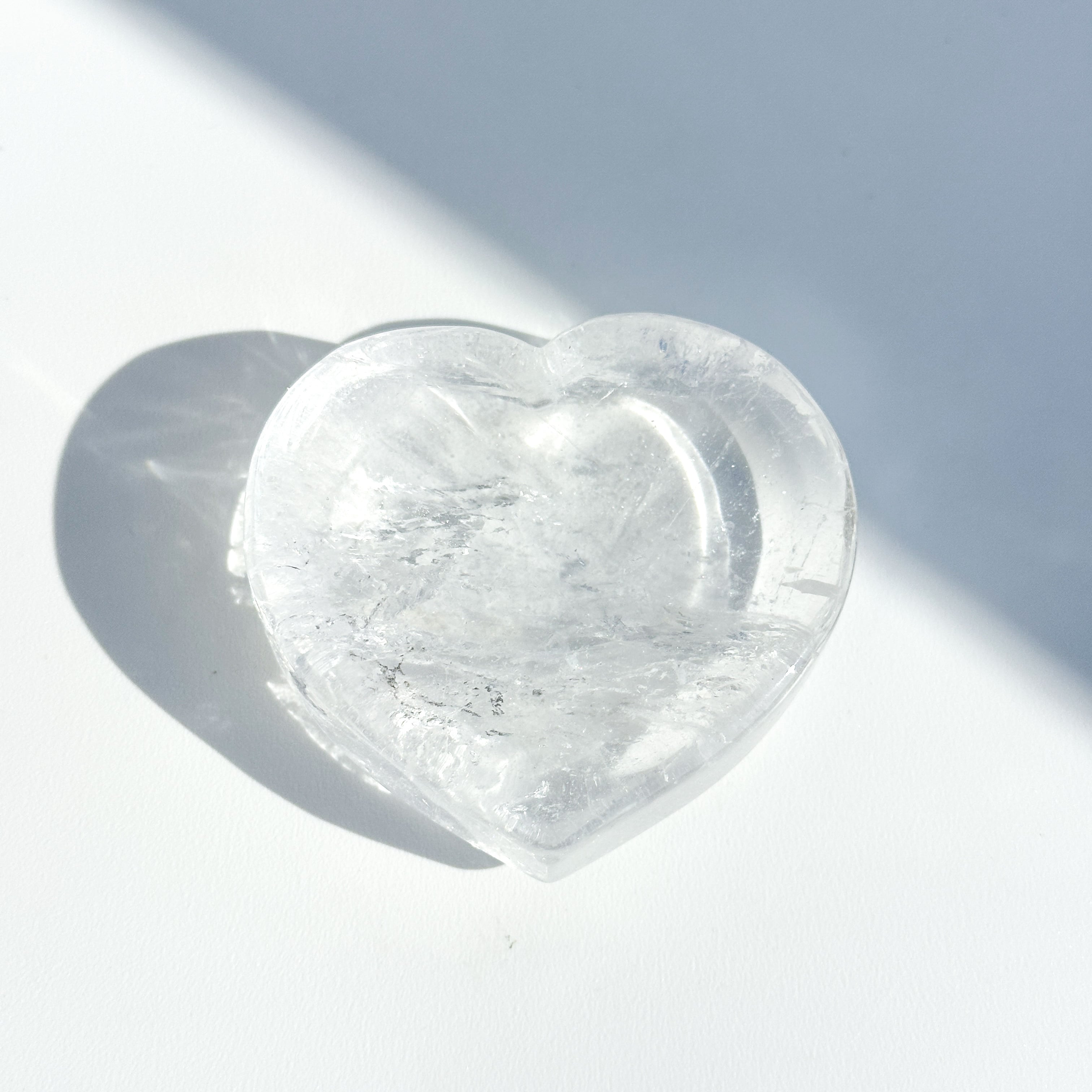 高品質　クリアクォーツ　握り石139.5g 浄化　NO.218 クリアクォーツハート型のうつわ 43◇ Clear Quartz ◇ 天然石・鉱物