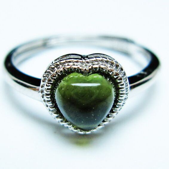 モルダバイト リング 指輪 ハート 12号 フリーサイズ 一点物 メール便可 [M便 1/20] 199-444