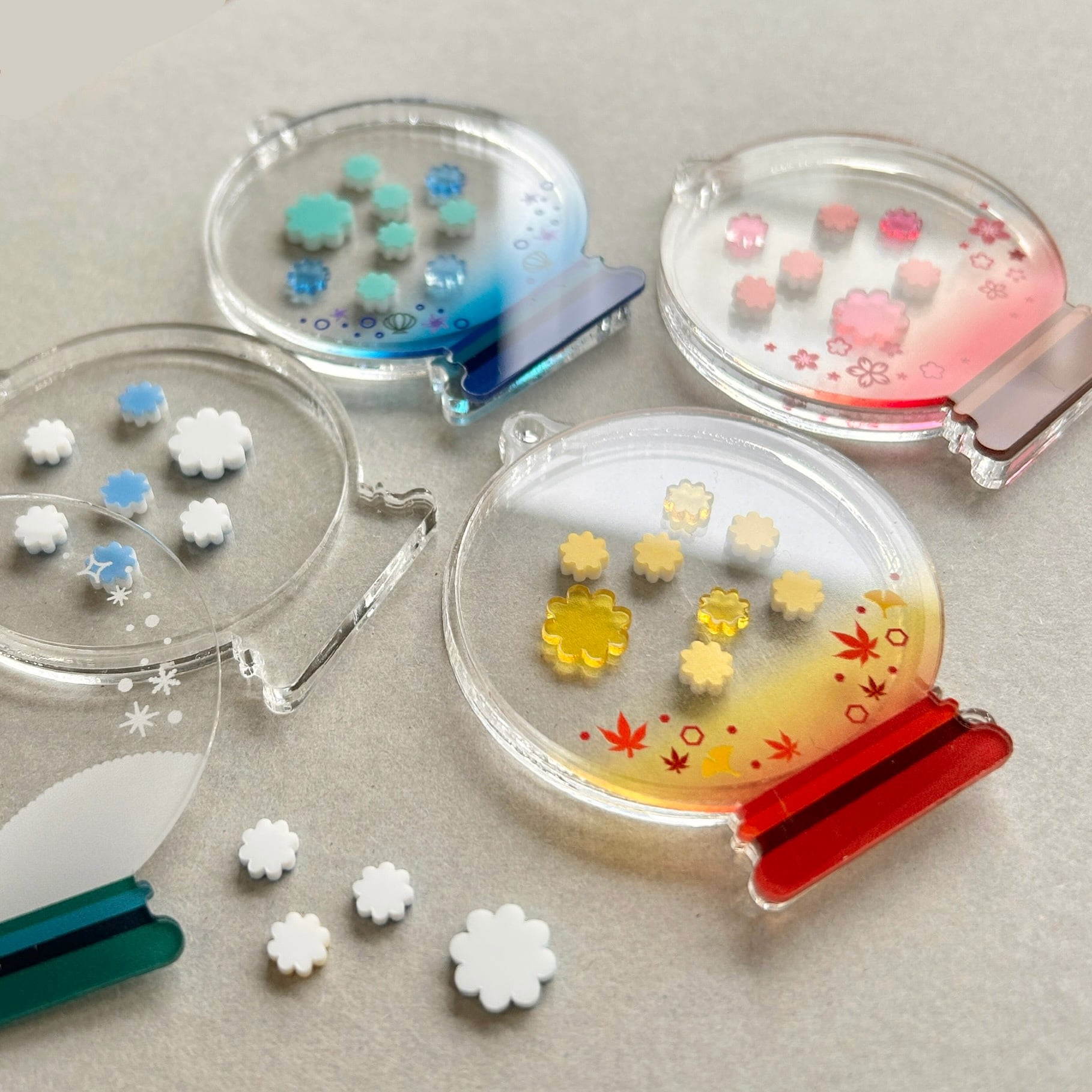 ある日、お姫様になってしまった件について　スノードームアクキーセット ある日、お姫様になってしまった件について スノードームアクキーセット