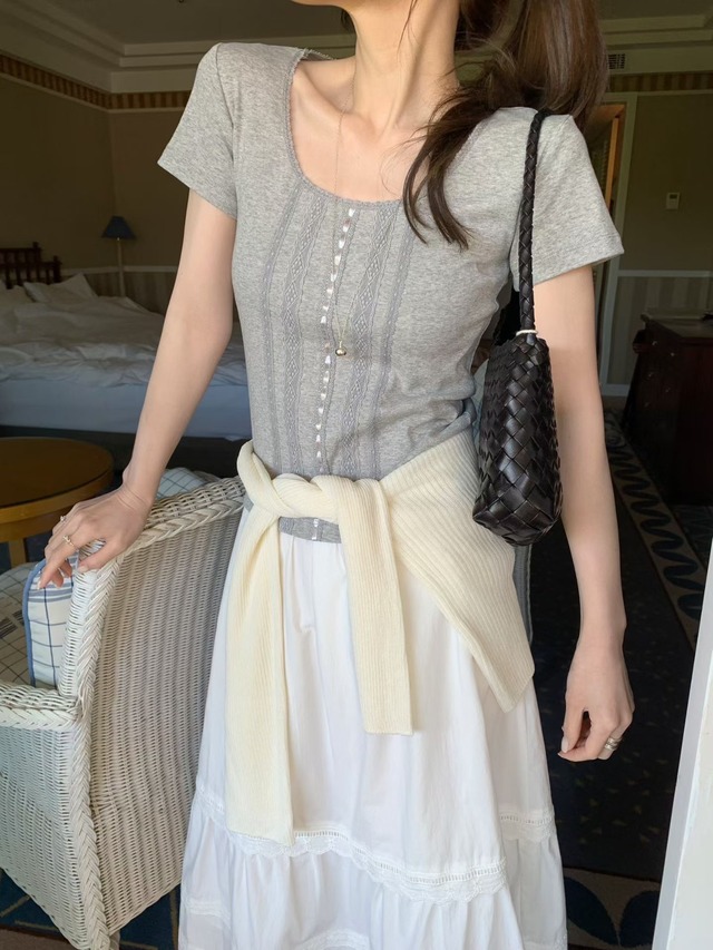 (予約) mellounge  / Jjonjjon lace u-neck tee 2color