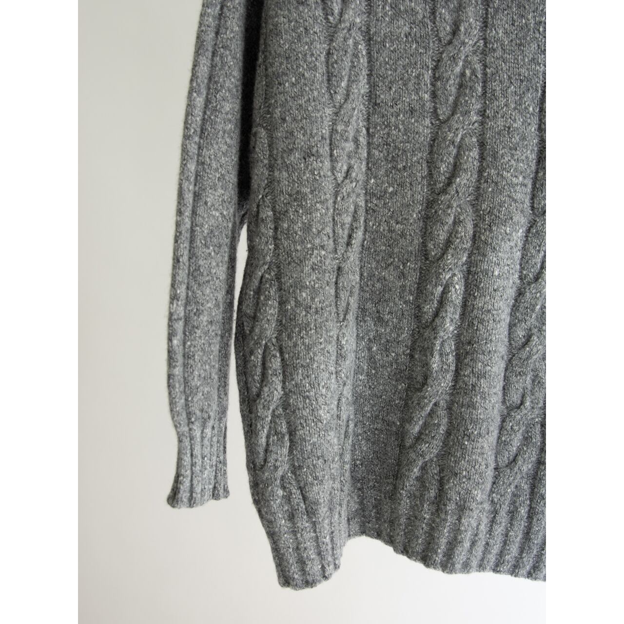 【UNITED COLORS OF BENETTON】Made in Italy Wool-Cashmere-Angora High Neck Sweater（ベネトン イタリア製ウールカシミヤアンゴラ ハイネックセーター タートルニット）
