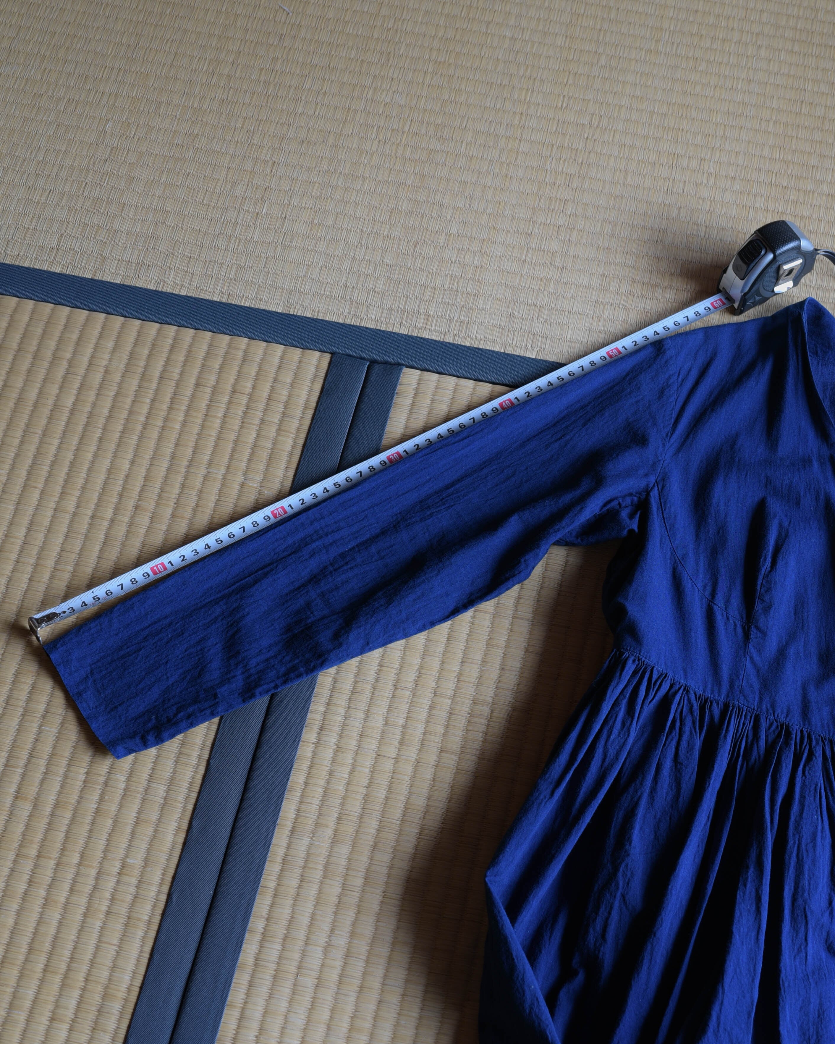 YAECA khadi ｜ラップギャザードレス 琉球藍 | 御茶屋跡