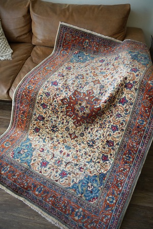 【944】Vintage Persian Isfahan rug 1960's