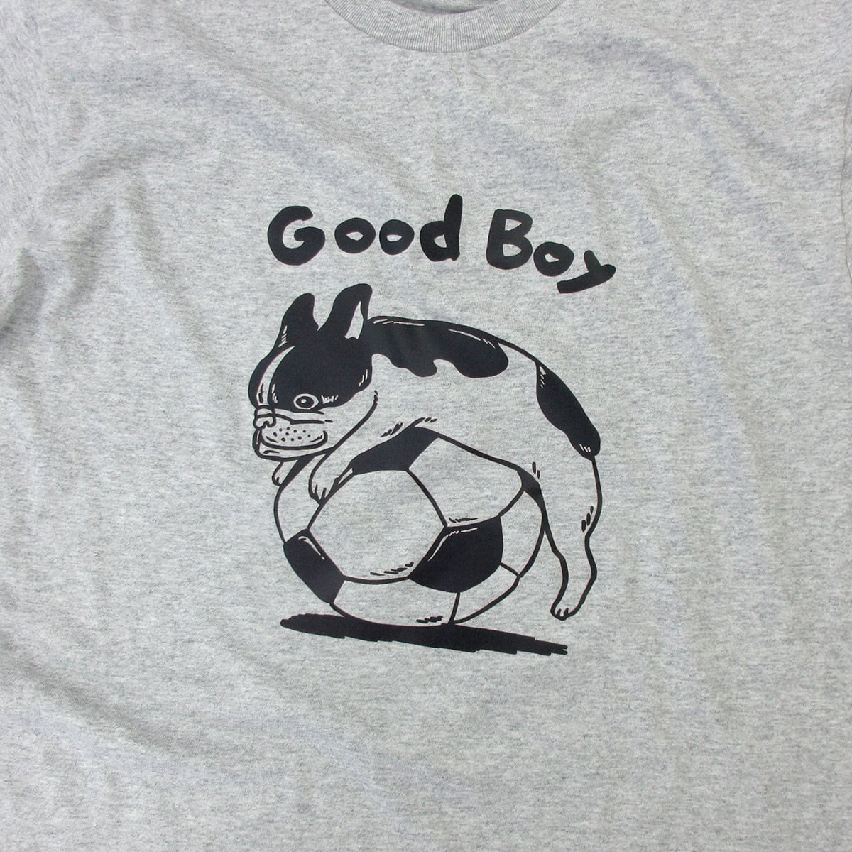 サッカーボール遊び Good Boy フレブル Tシャツ dog70 犬 ブヒ フレンチブルドッグ 服 ゆるい ユニーク イラスト おもしろ Tシャツ