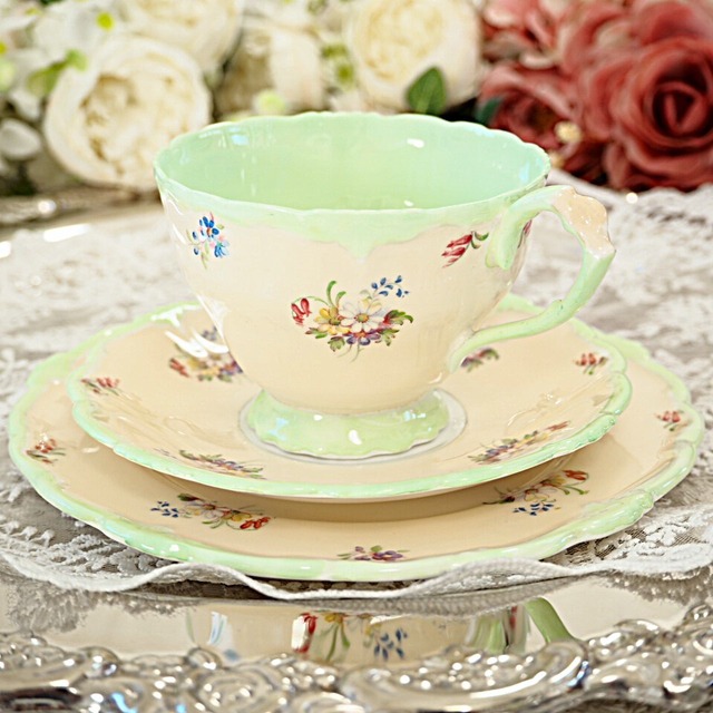 パラゴン | アンティーク食器の専門店 antique FEELPORT