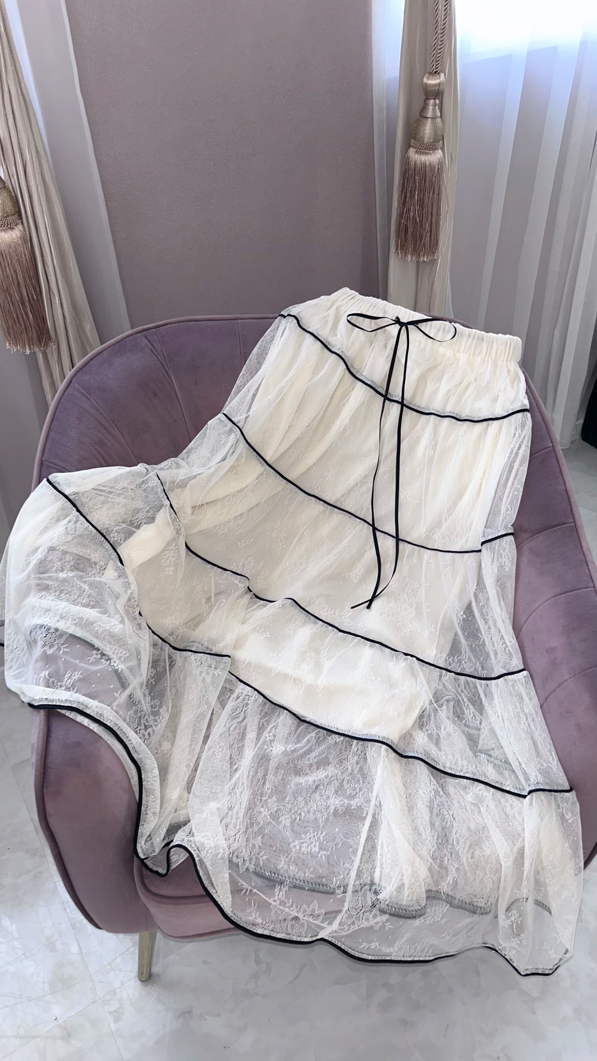 piping tiered skirt