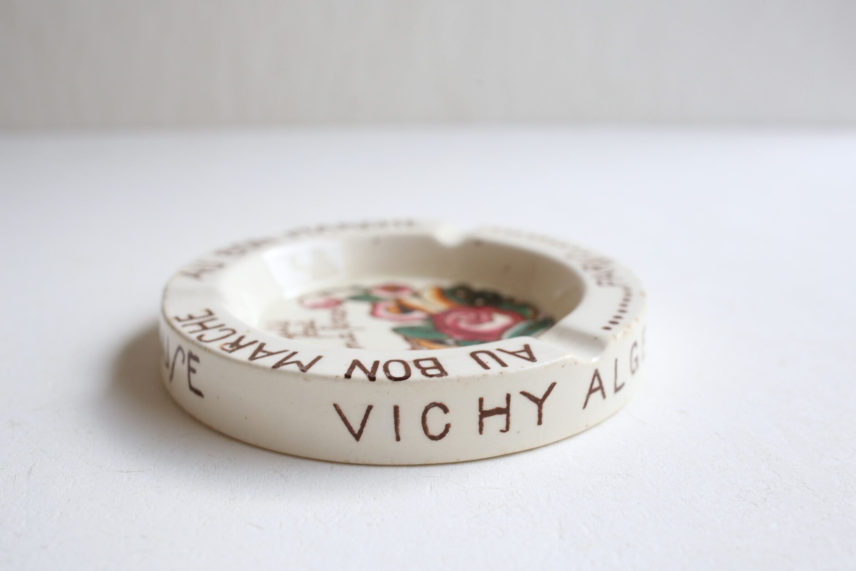 フランス アンティーク 『AU BON MARCHE』LONGWY窯 陶器 灰皿 N-05531