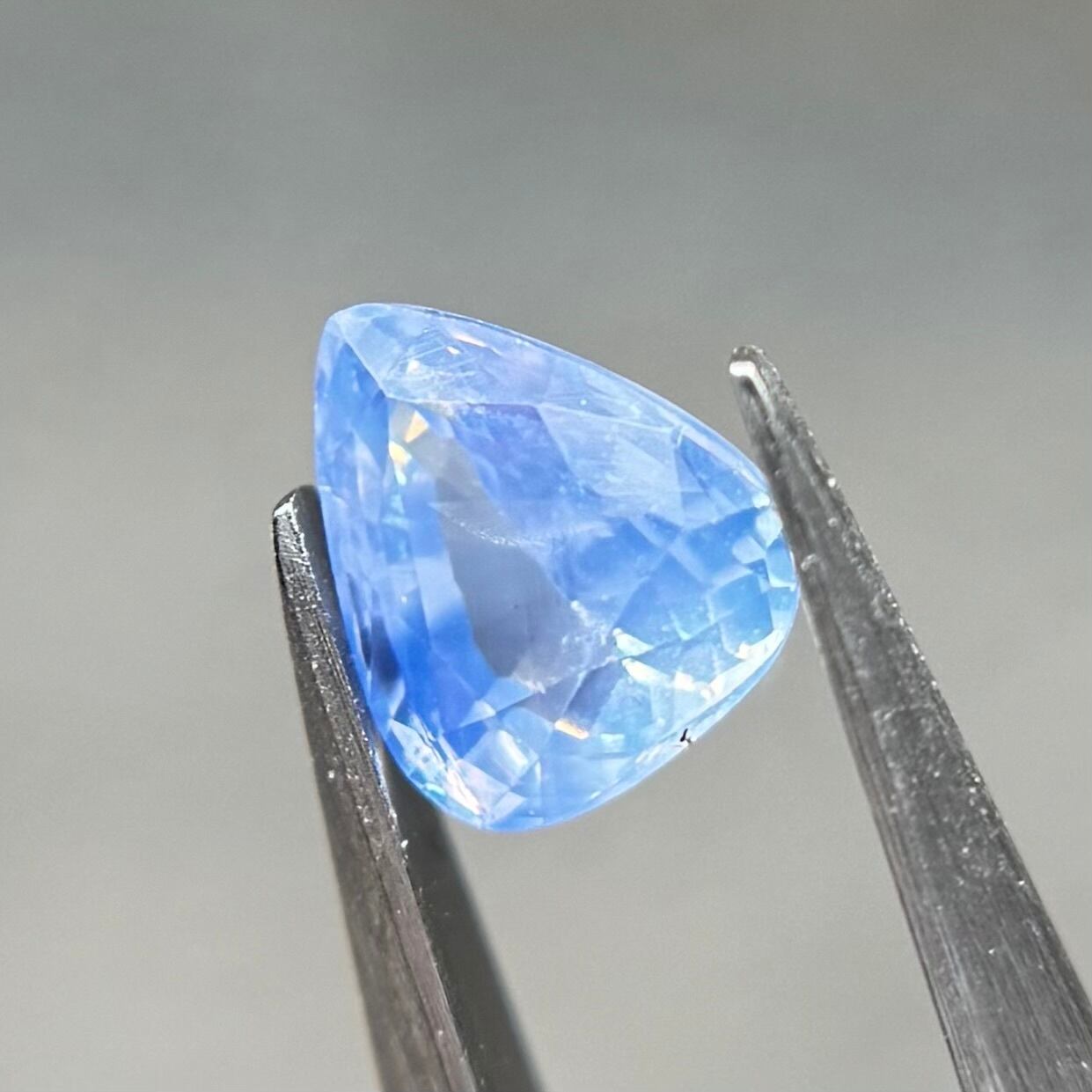 シルキーサファイア 0.845ct | scintillétoile