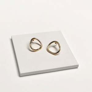 ..A×@y.y.r.10 サークルピアス【Gold色】在庫処分