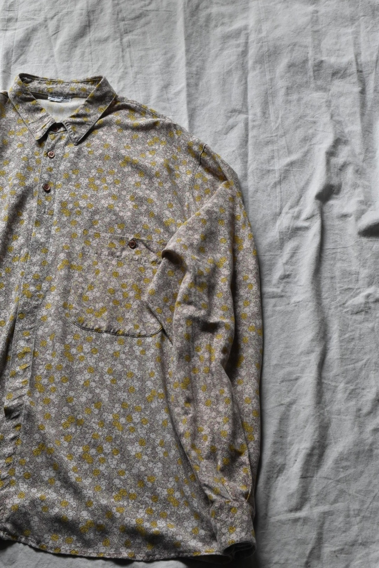 Spain made floral flower patterned shirt