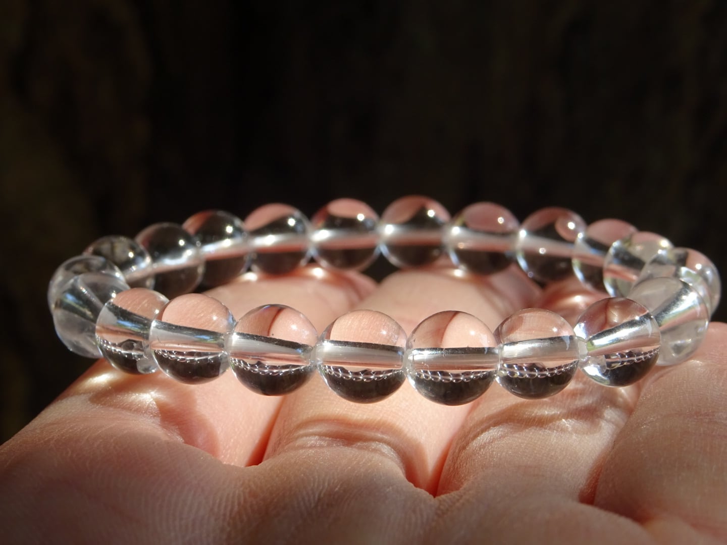 メルーの水晶ブレスレット（High Quality,8mm×22） ~Pureness、ひかり