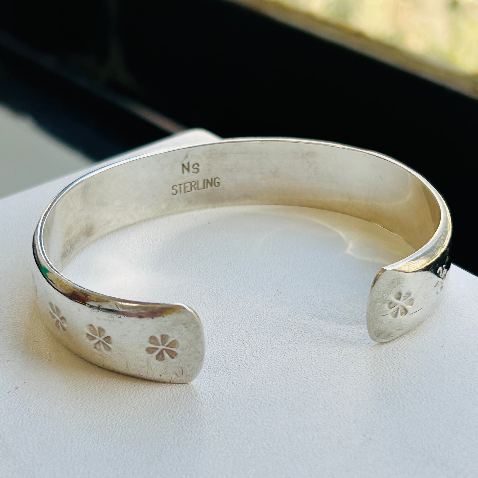 シルバー925 フラワースタンプバングル | Milo Antiques & Vintage