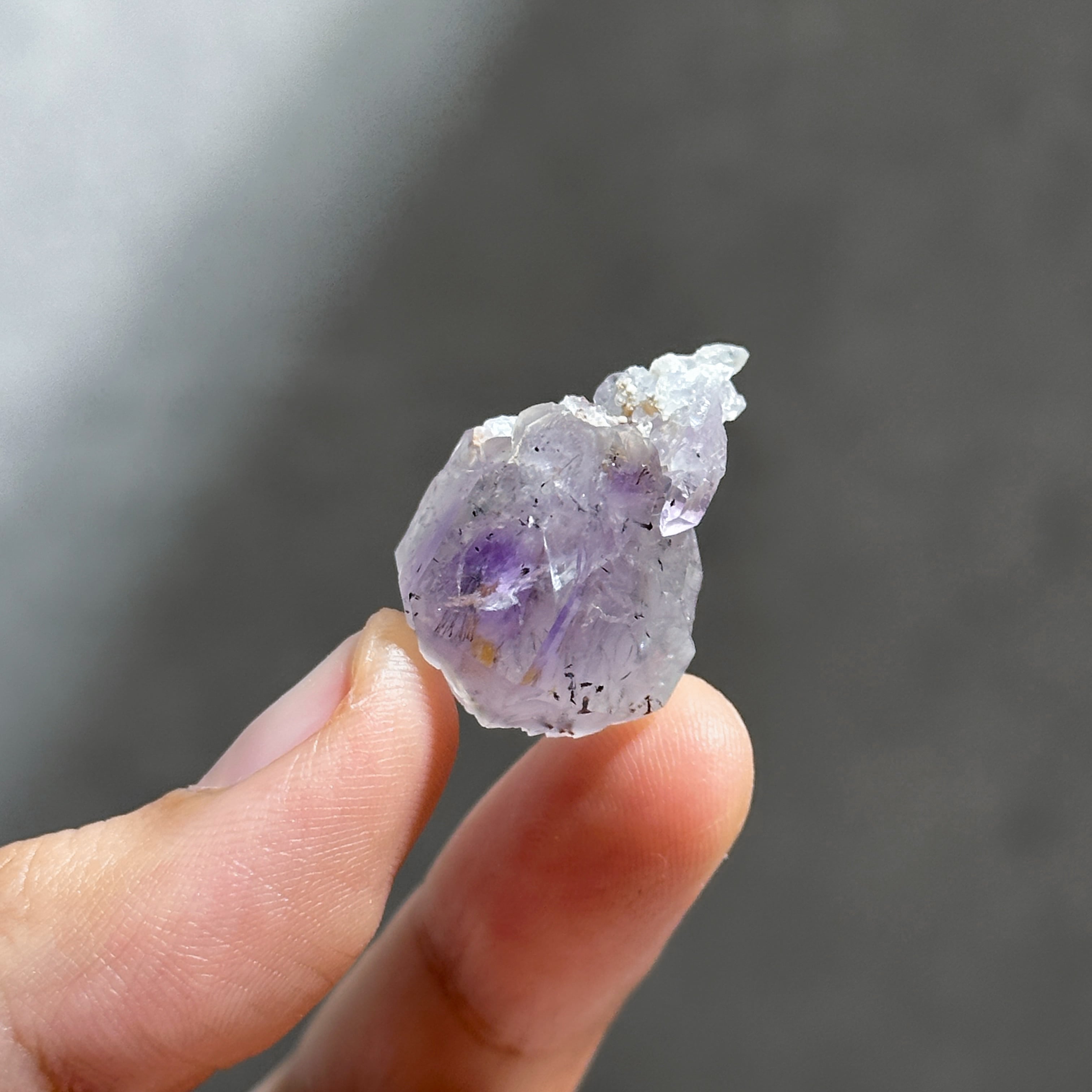 アメシスト ヘマタイト 共生 鉱物 標本 原石 アメジスト アメリカ産ヘマタイトインアメジスト 原石24◇ Hematite in Amethyst