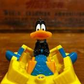 ルーニーテューンズ ダフィーダック ジェットエンジンカー アクションフィギュア 1992 MUT-13