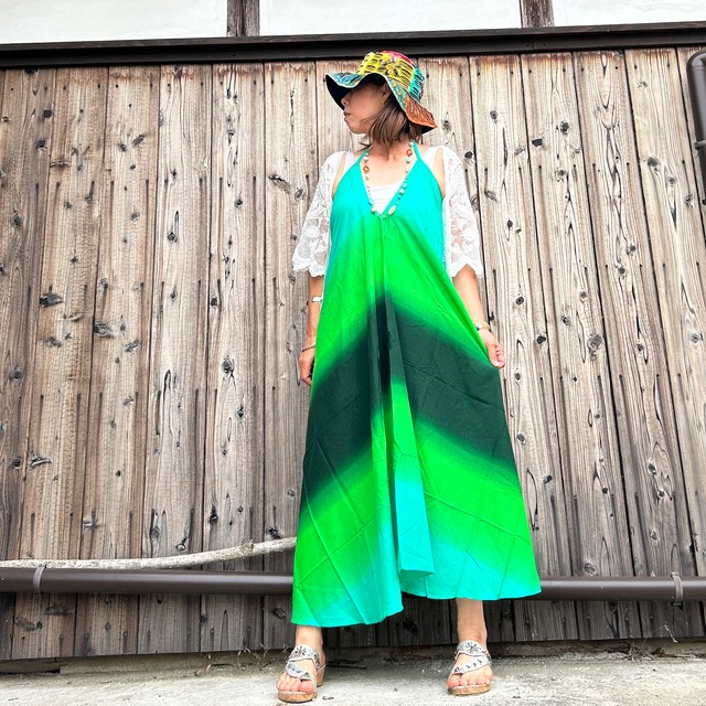 グラデーションキャミワンピース