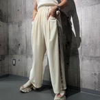 ロゴテープドロストリラックスパンツ