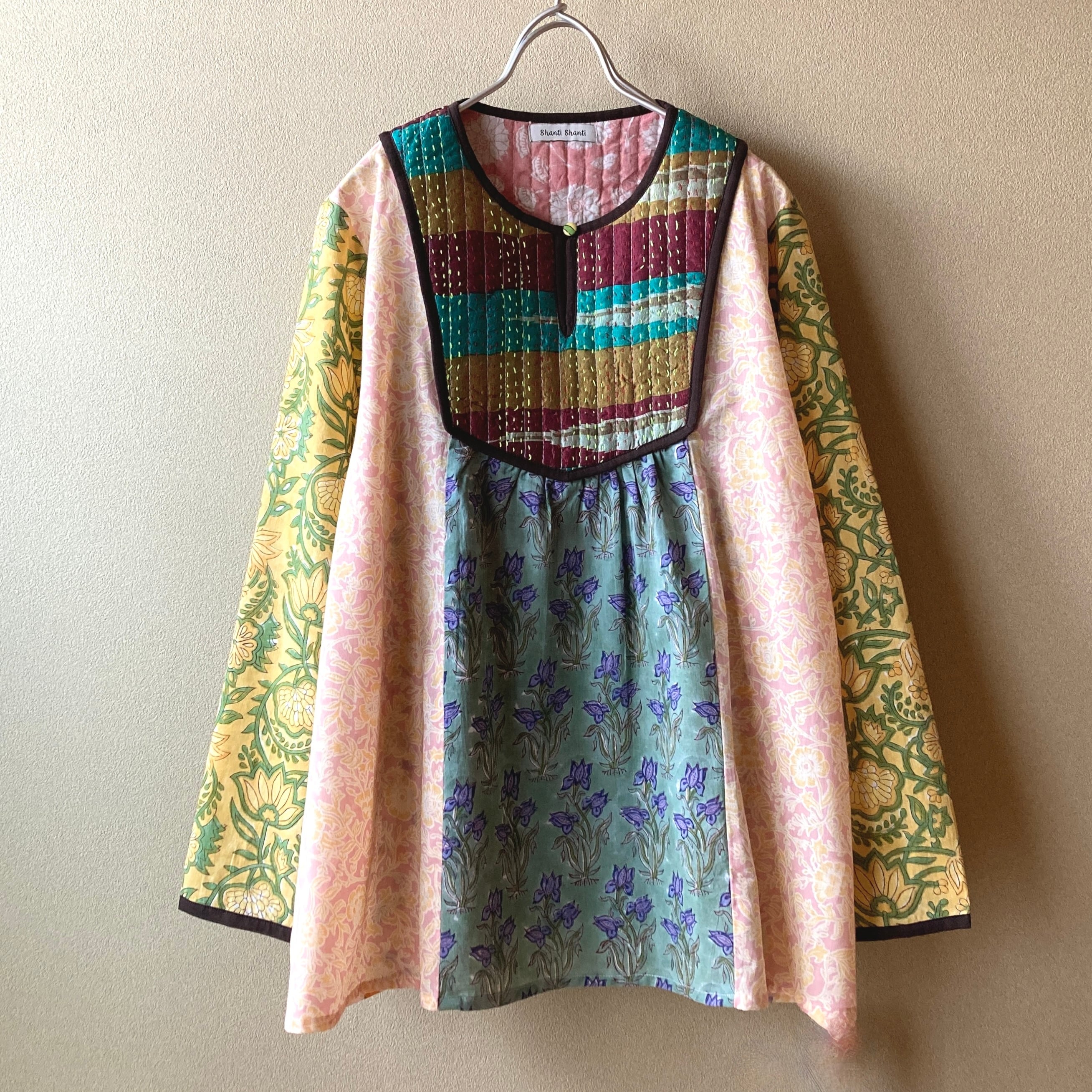 インド スザニ刺繍のジャケット | からす舎
