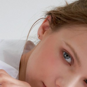 パール スティック ピアス / Pearl Stick Earring