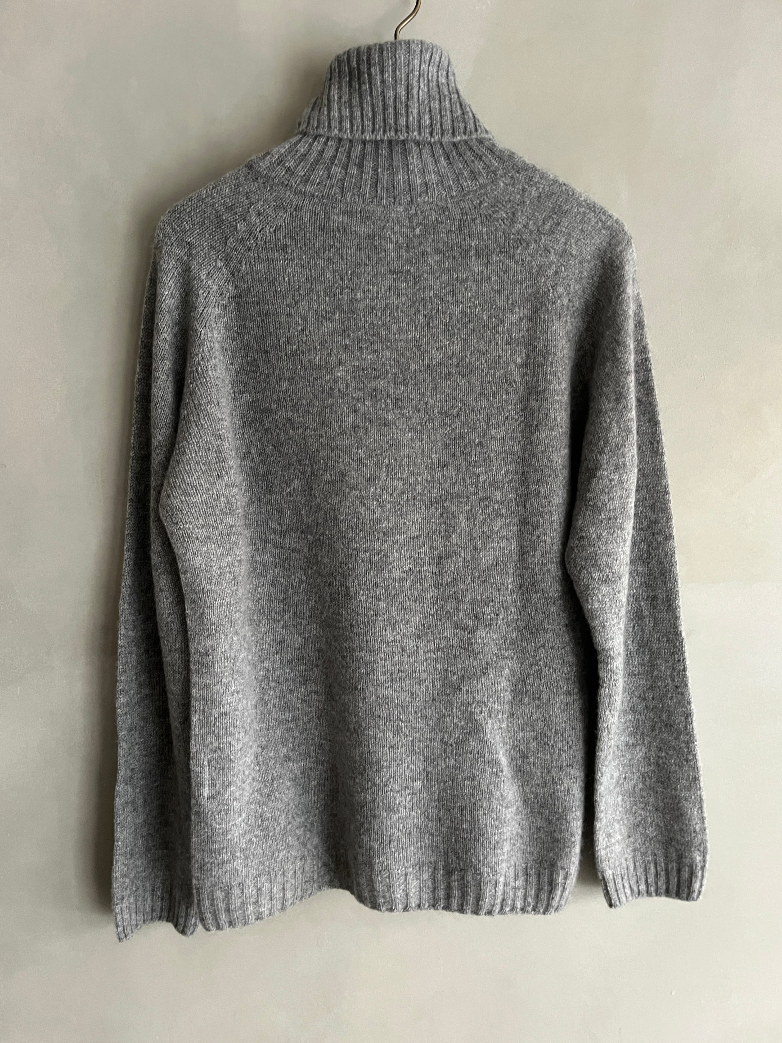 eleven 2nd｜イレブンセカンド｜カシミヤタートルネックセーター