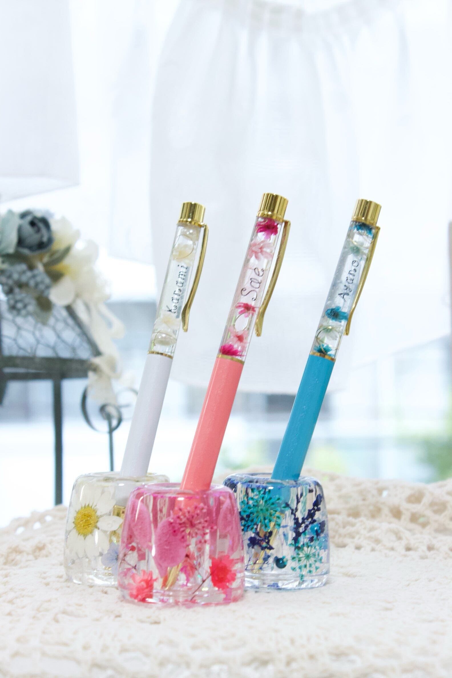 お名前入り！】ハーバリウムボールペン （替え芯付き） ブルー ピンク