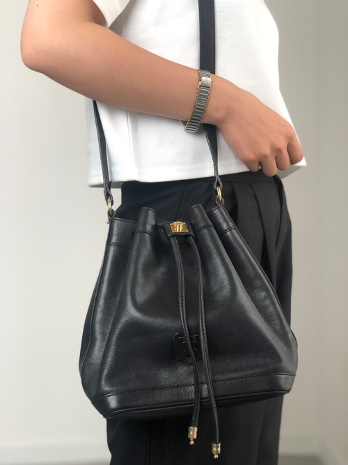 CELINE セリーヌ ショルダーバッグ ブラック ブラゾン型押し レザー 巾着 vintage ヴィンテージ オールド 2vim3n