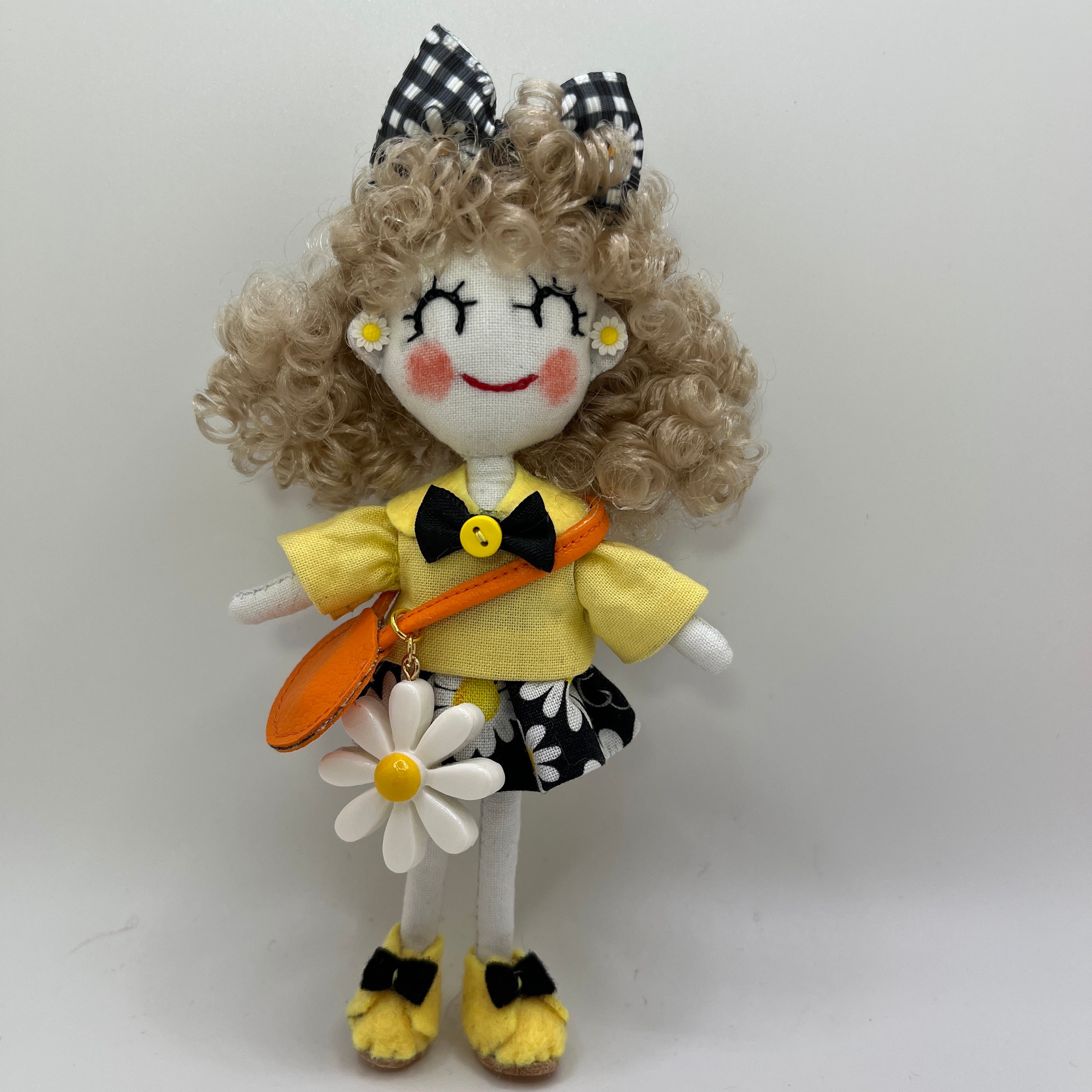 ドールチャーム　バッグチャーム　ハンドメイド　人形 ハンドメイド ドールチャーム バッグチャーム お人形