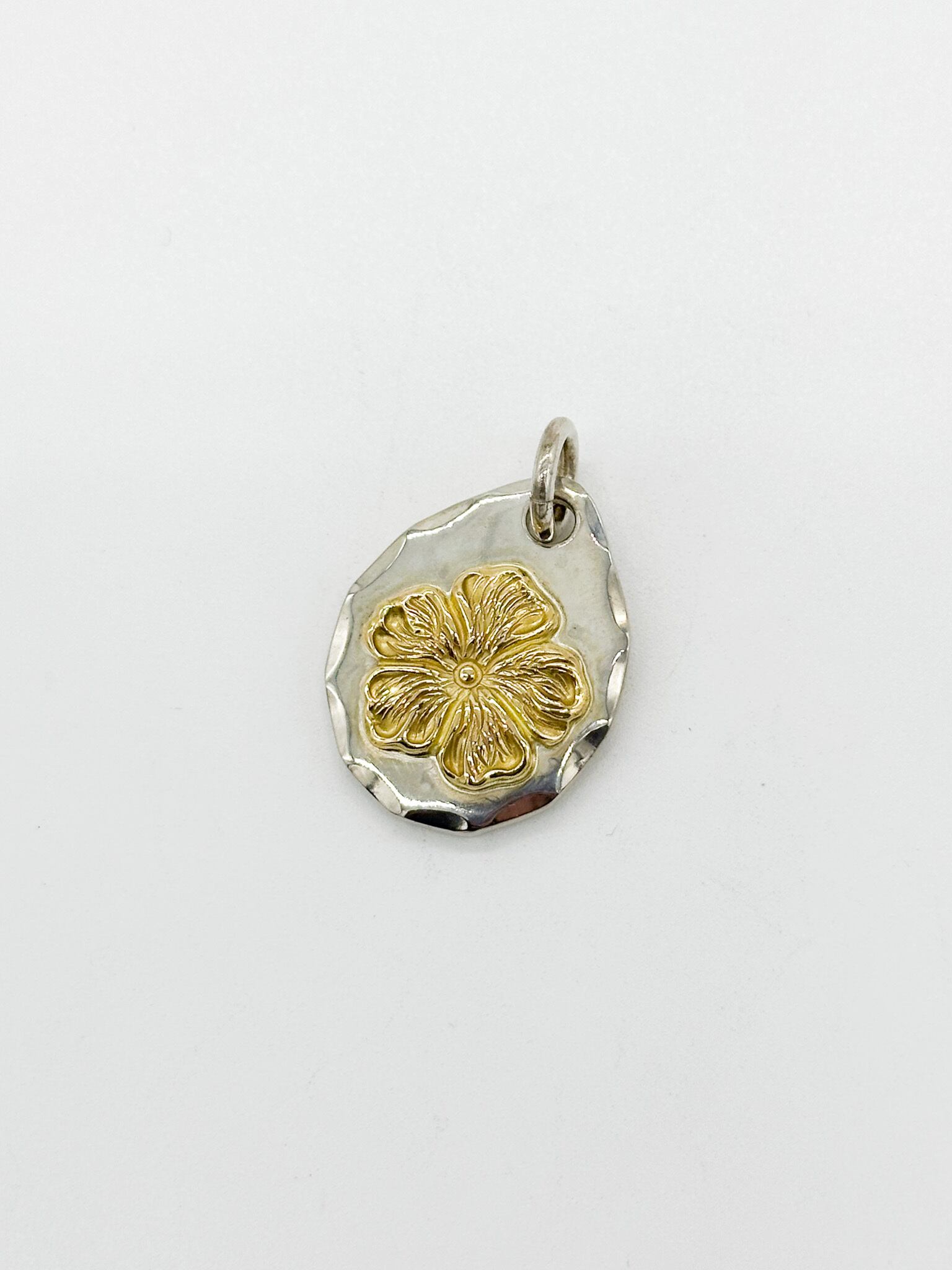 THE SUN ペンダントトップ フラワーメタル THE SUN K18 Flower metal | Good Wednesday