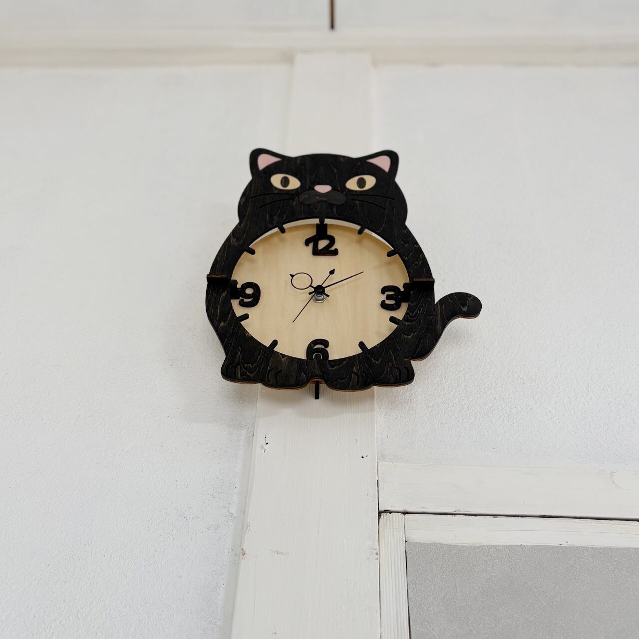 黒ねこ」木製掛け時計 | minowplus