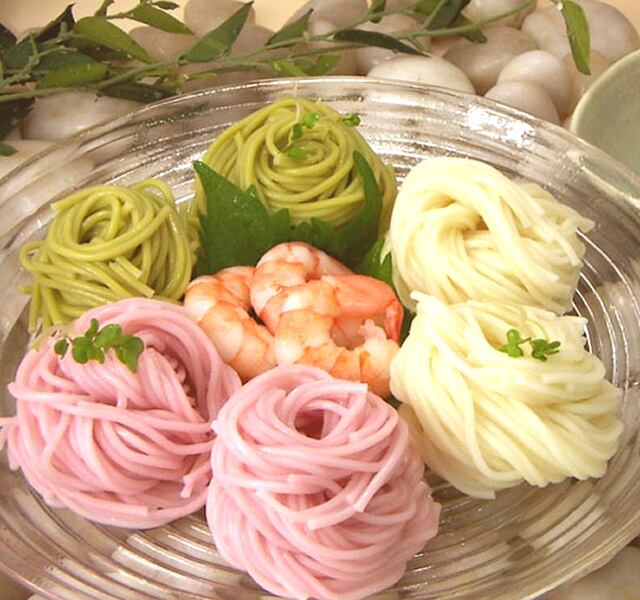 わかめ温麺 (12袋入・ケース販売) | 株式会社 松田製粉 BASE店