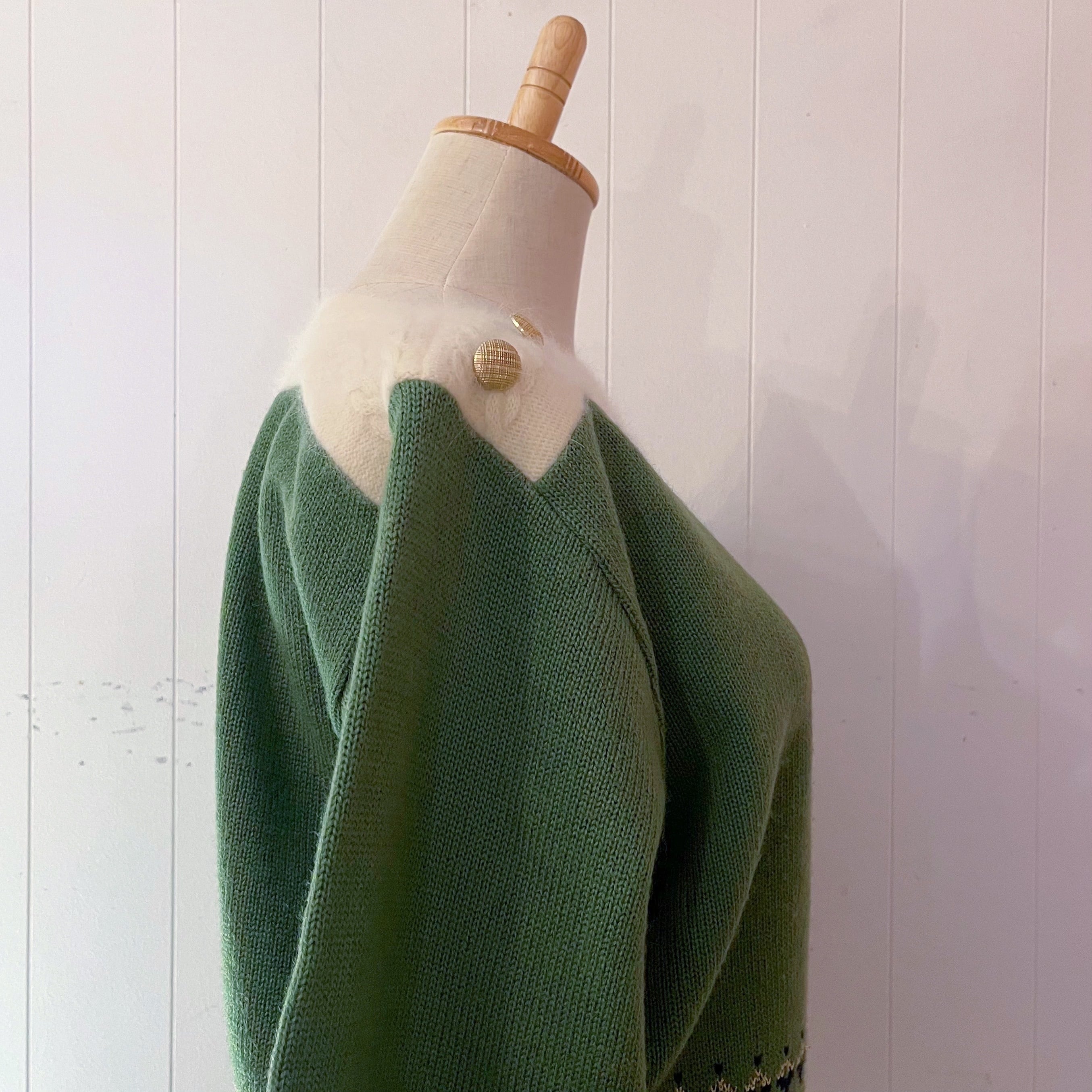 snowflake boat neck knit sweater