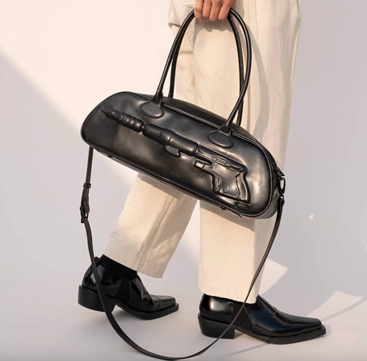 CONP 22SS Plaque Shoulder Bag | ziyangchen