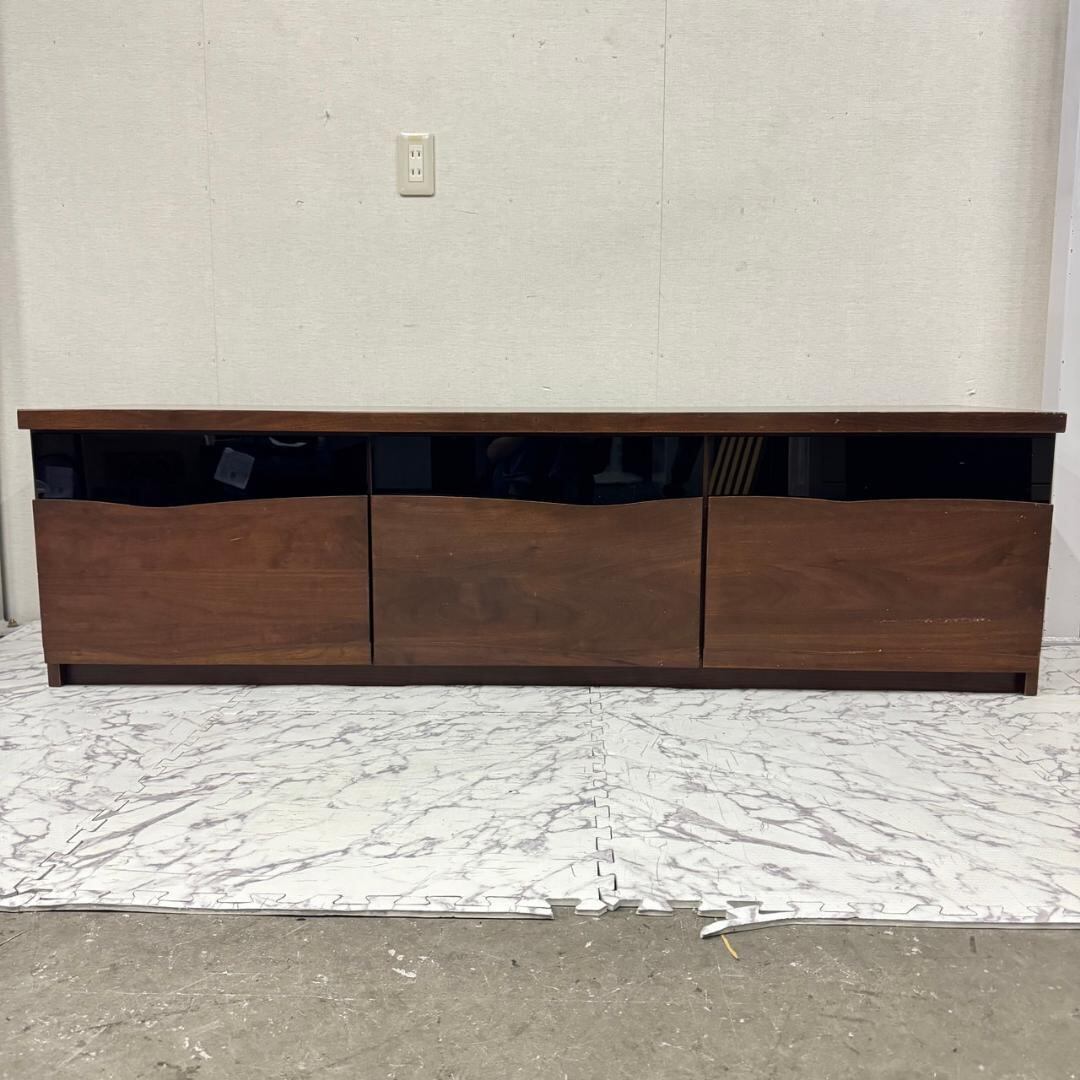 テレビボード 引き出し3つ