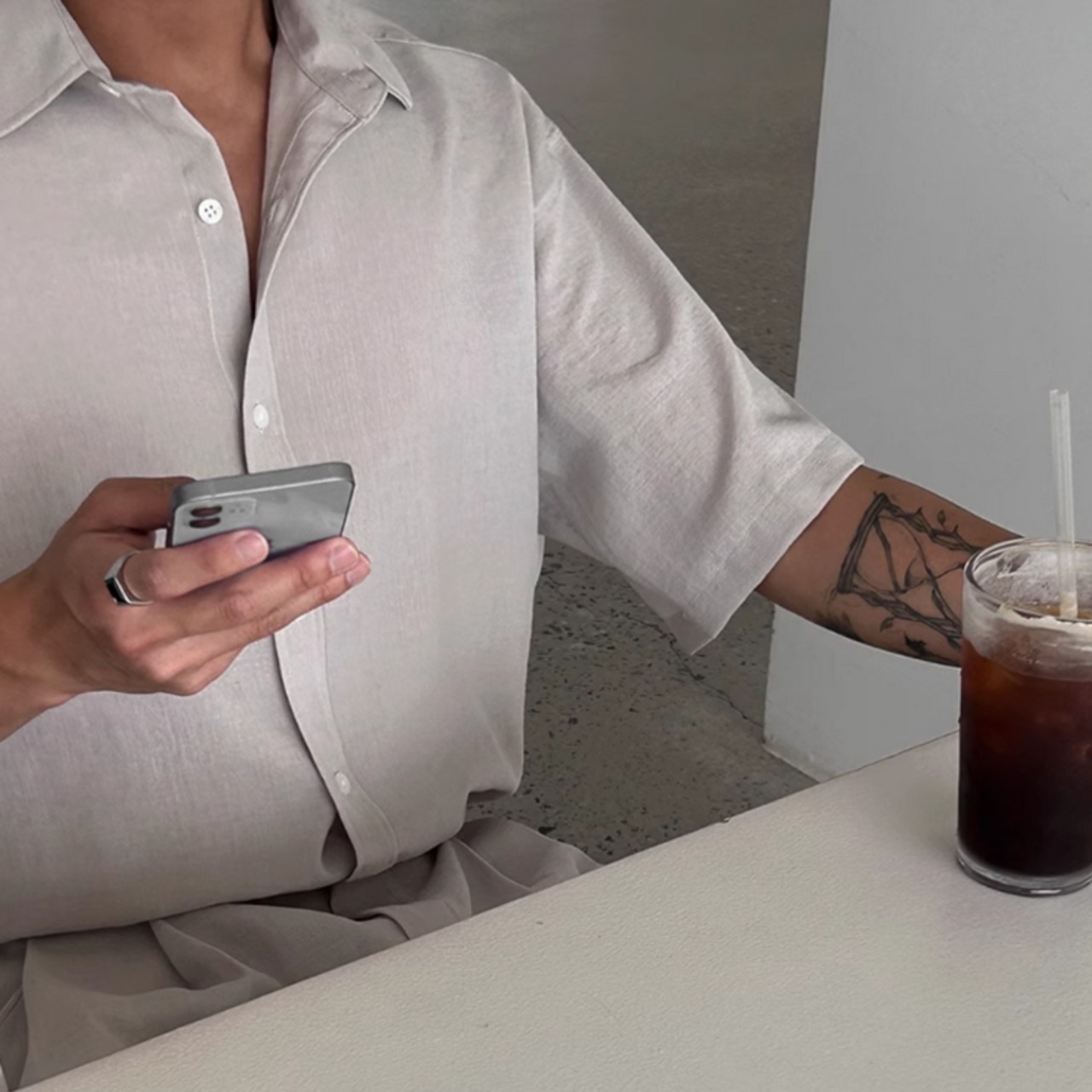 ルーズシンプルモダンシャツ（別売りでセットアップのパンツあり）　0600