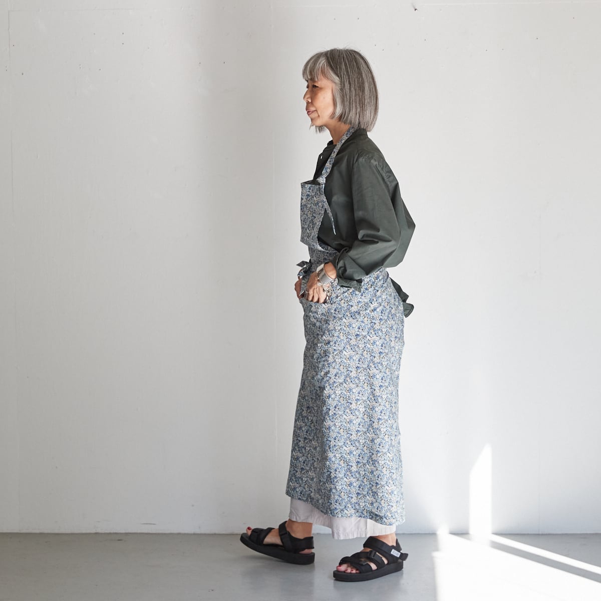 SQUARE APRON / LIBERTY Chive (blue) | エプロン商会