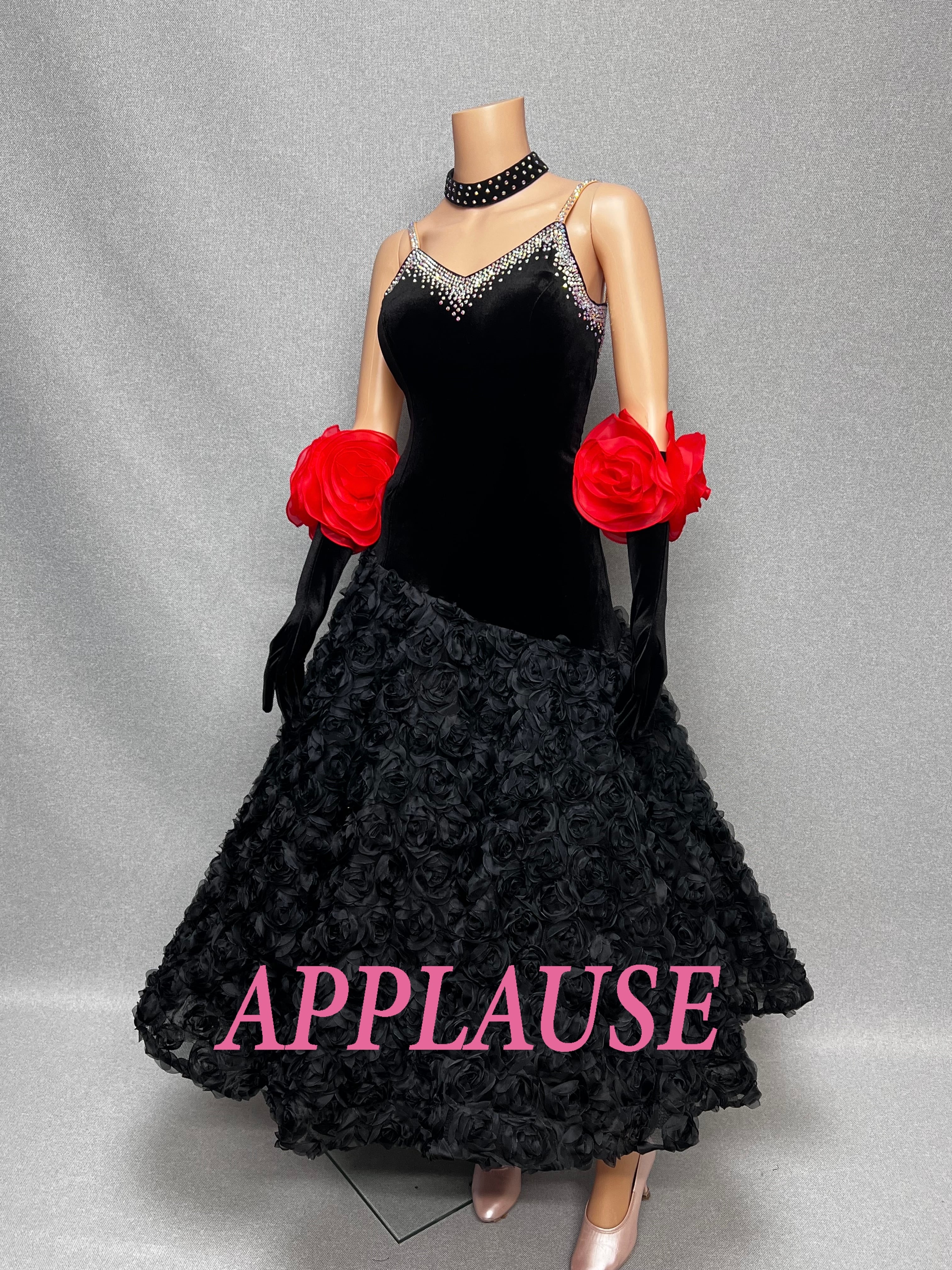 【新着】社交ダンス ドレス　スタンダード　モダンドレス　ブラック（ベルベット、赤グローブ）　 M　ST-25-32　デモ・競技用ドレス　発表会衣装　パーティドレス　ワンピース　舞台衣装