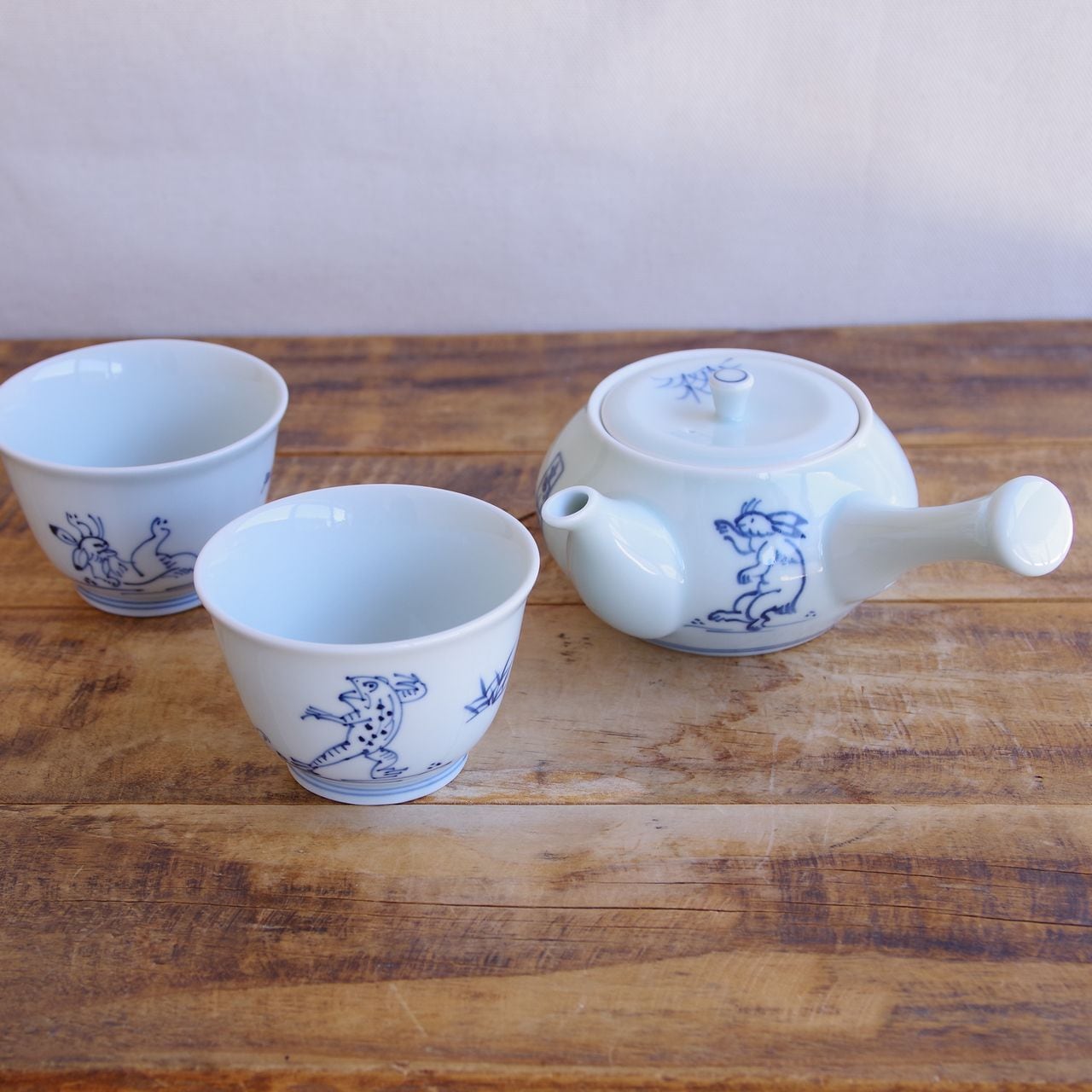 新品】波佐見焼 洸琳窯 高山寺 急須 鳥獣戯画 日本茶 茶器 うさぎ 蛙