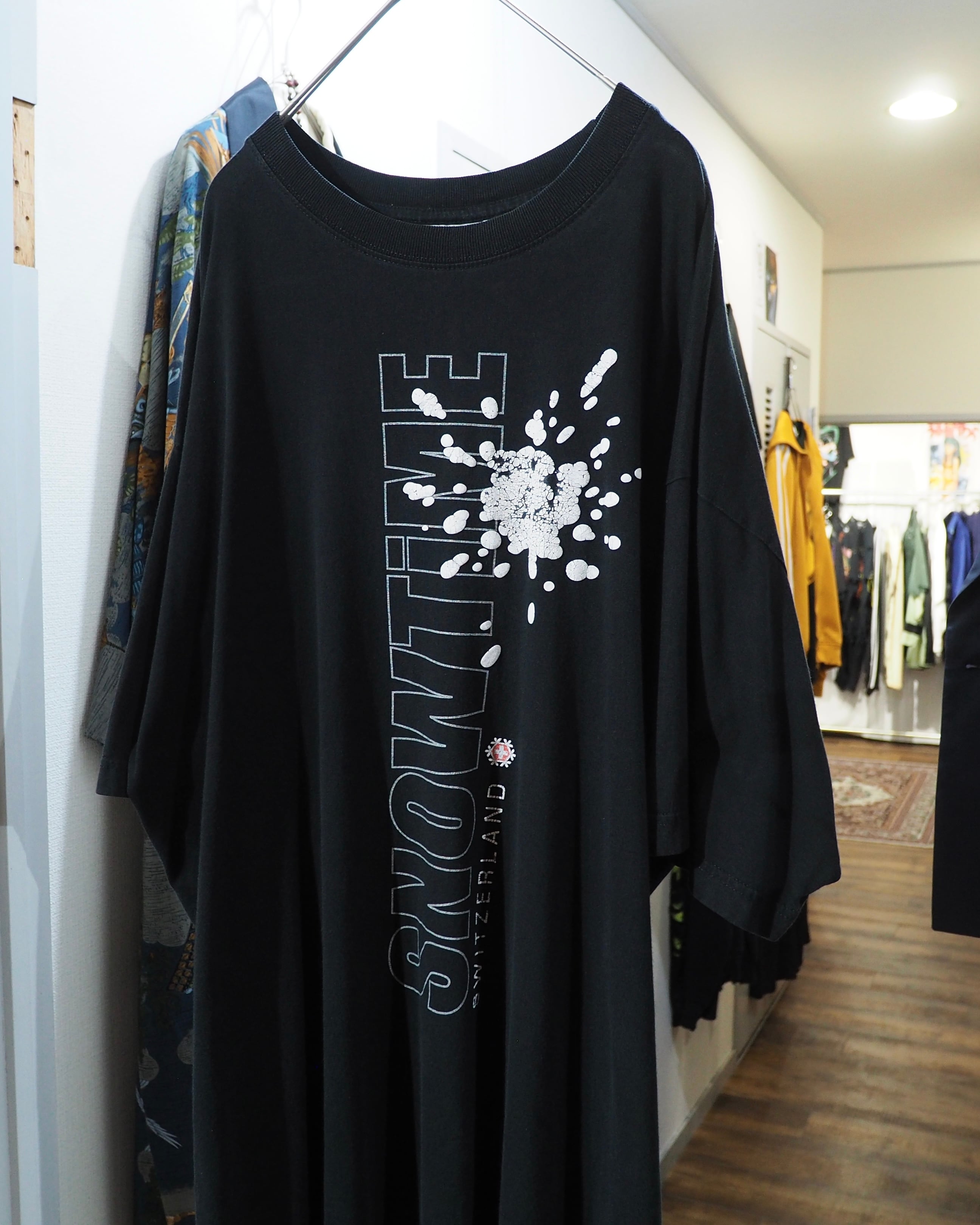 White Cracks × Puff printed Black SS Tee