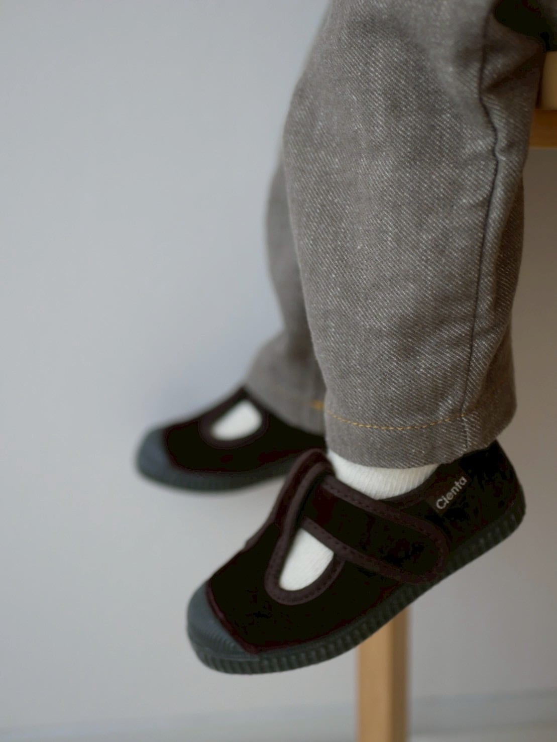 【即納】cienta / Velour Tstrap /  Marron (Brown)