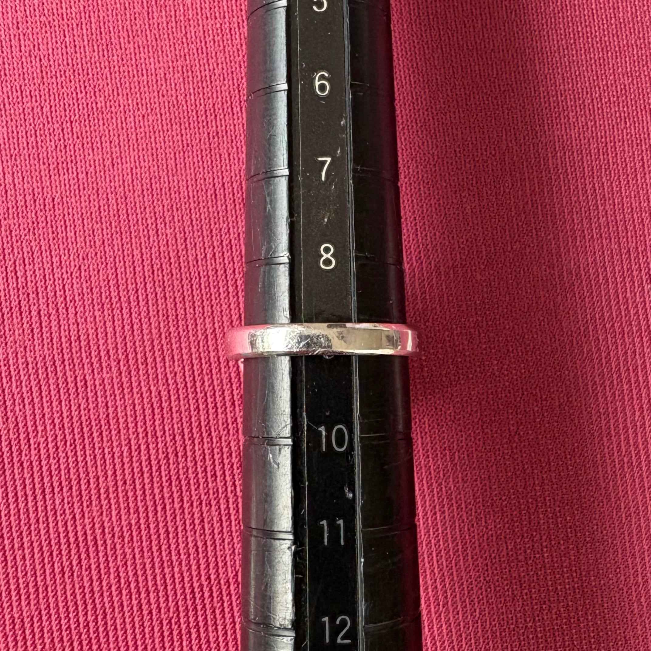 昭和レトロ Pt900 翡翠風グリーンストーン バゲットダイヤモンドリング