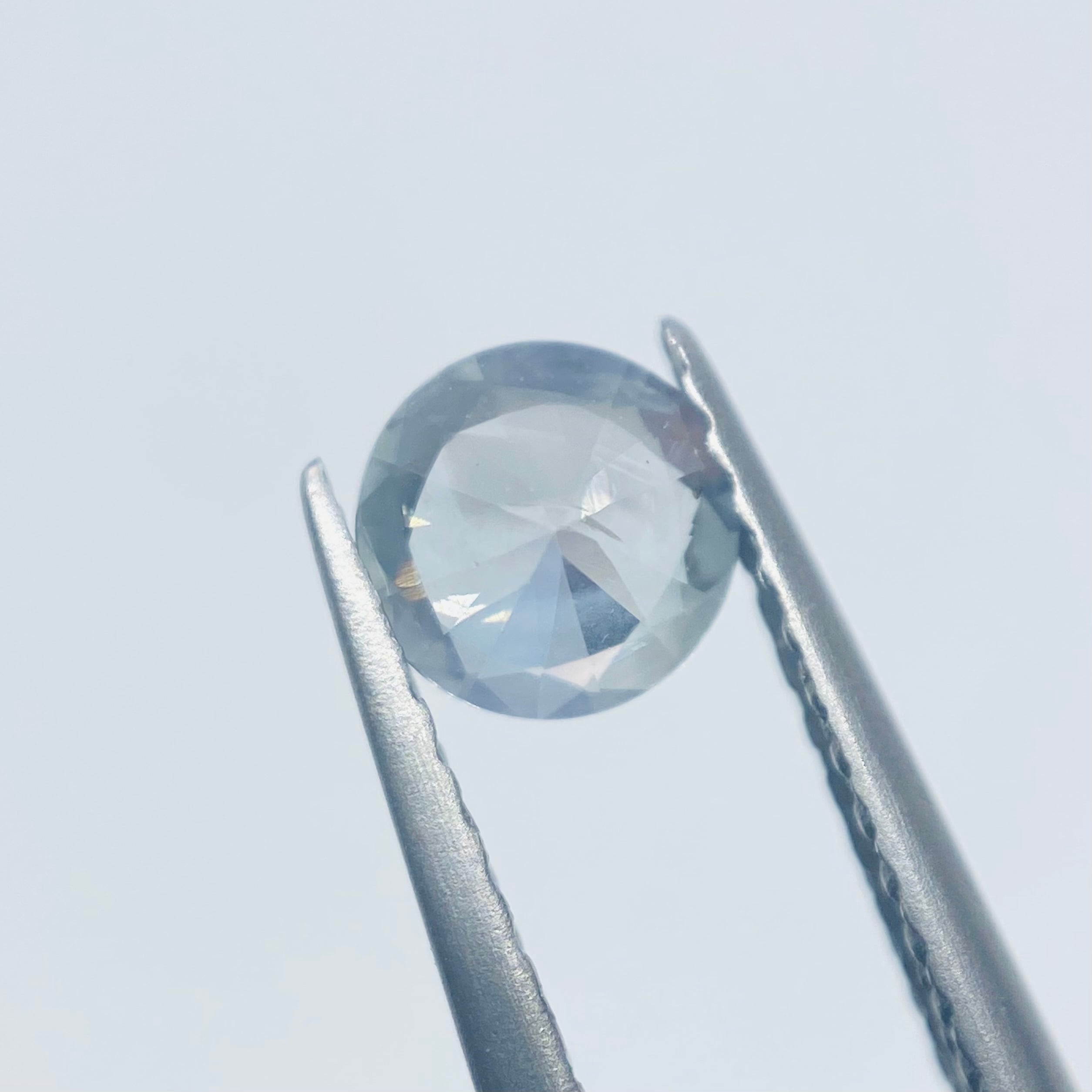 白銀　モンタナサファイア